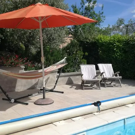Herve Bernede Apartment *